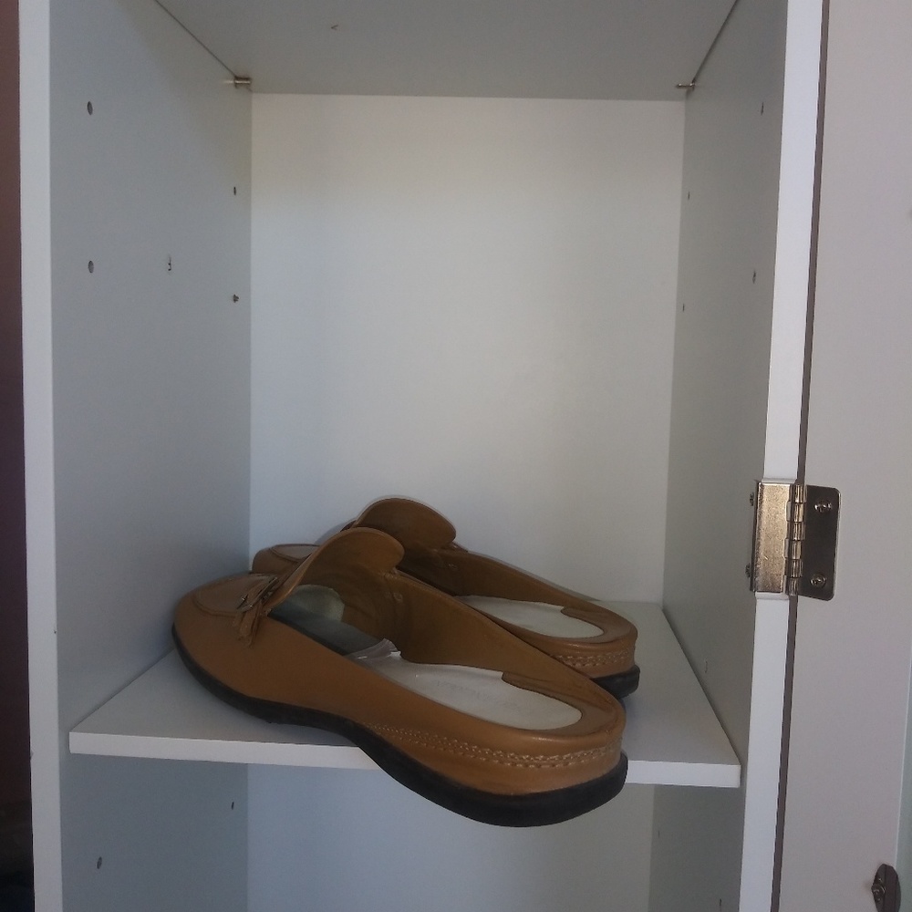 Shoes - Picture 2 of 2